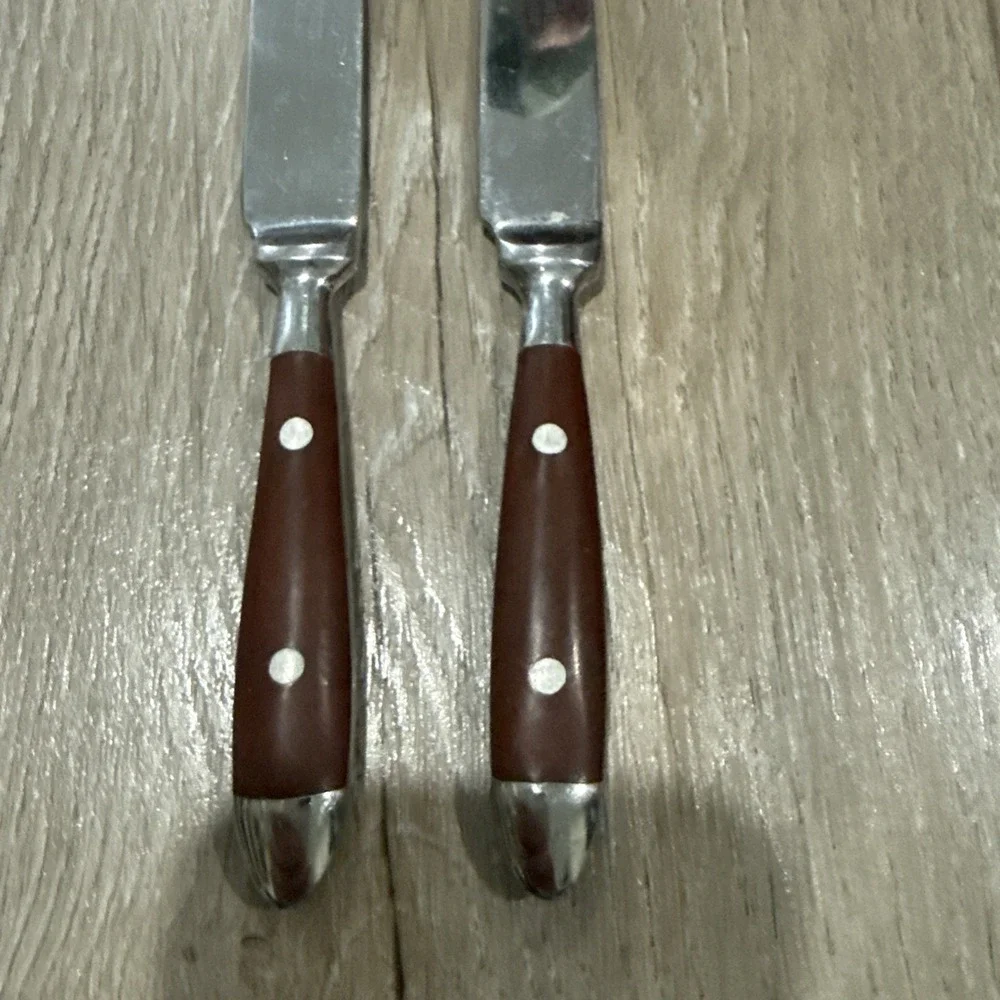 Chef's Stainless BISTRO Woodgrain Brown Pattern Set of 2‎ Dinner Knives